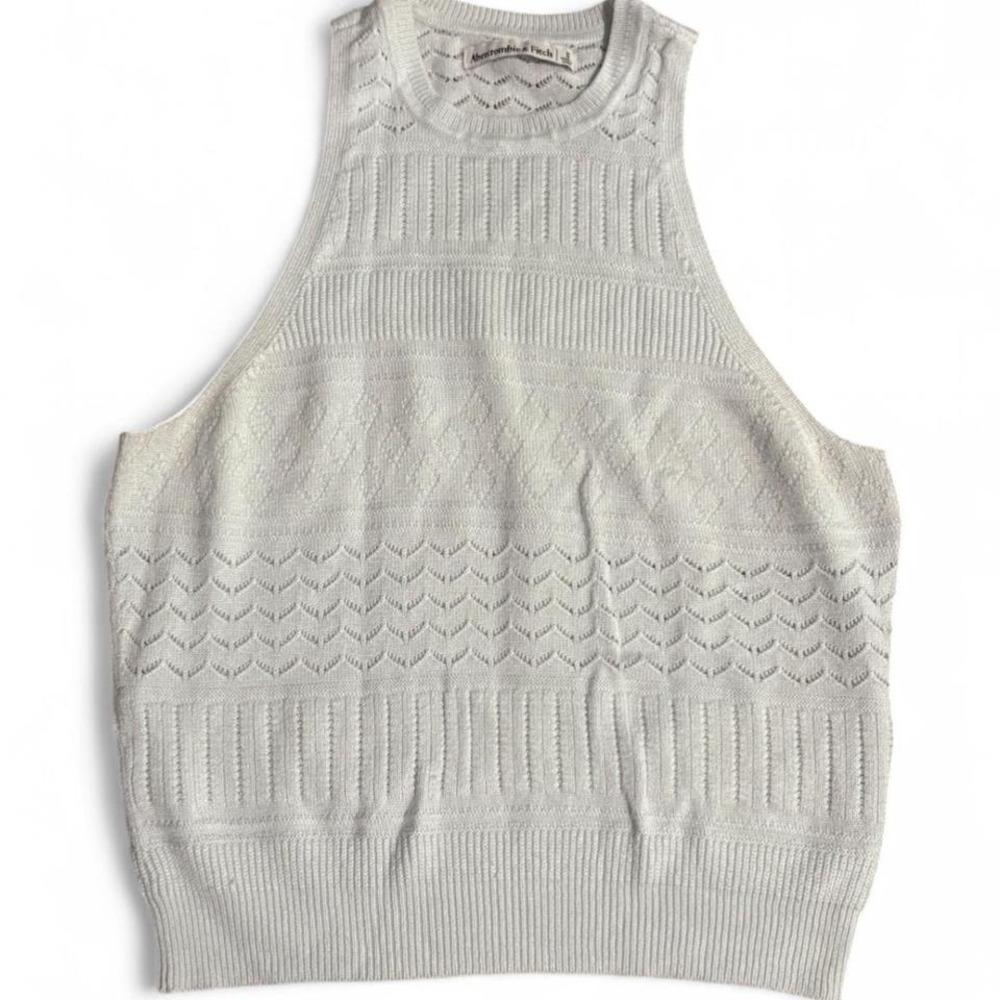 Abercrombie white knit top‎